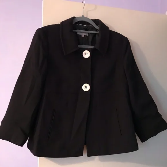 Marks and Spencer cute cropped jacket. - Picture 1 of 3